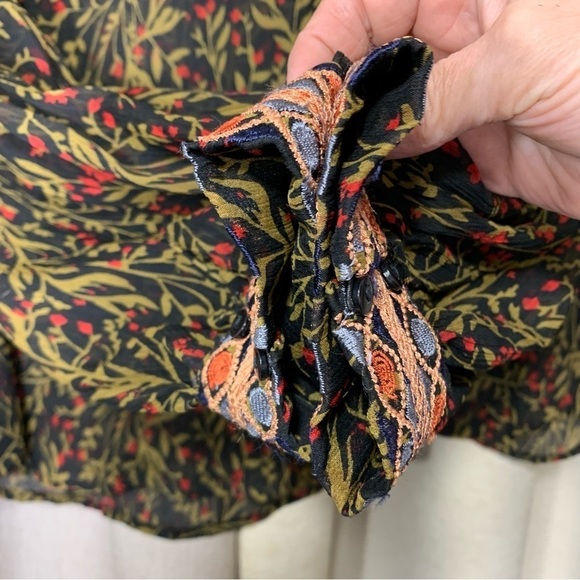 Zara Sheer Embroidered Blouse Top Sz M Black Floral Balloon Sleeve Feminine Boho - Picture 6 of 13